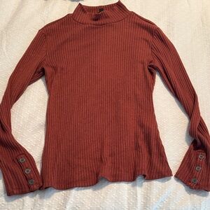 NWOT 41 Hawthorne turtleneck